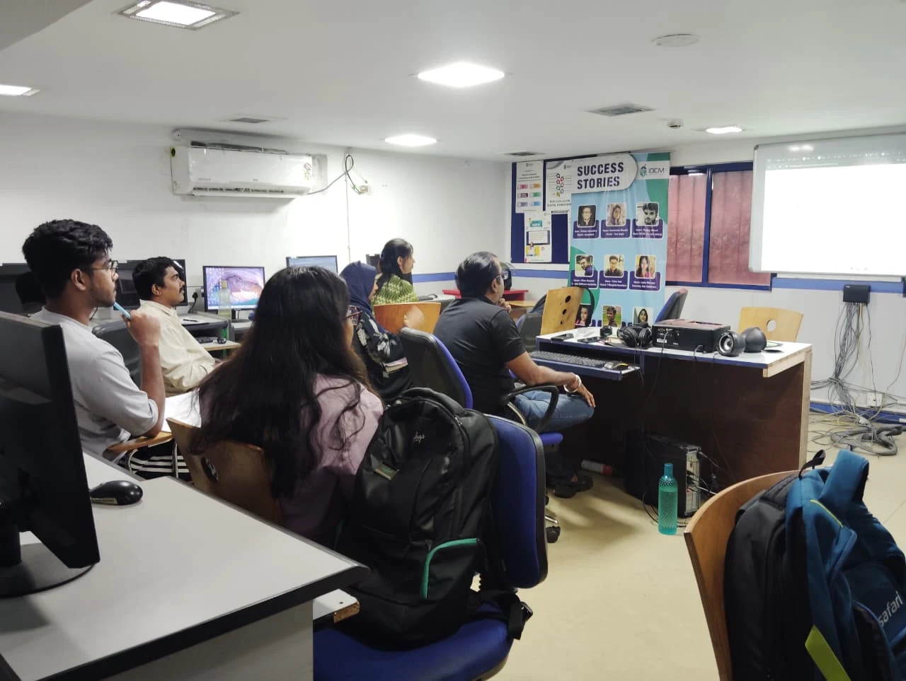 Moumita Banerjee review photo
